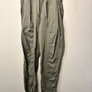 lululemon mid rise full length joggers